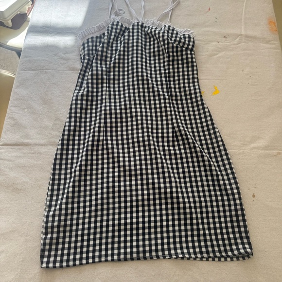 Black and White Gingham Fabric - Picture 5 of 6